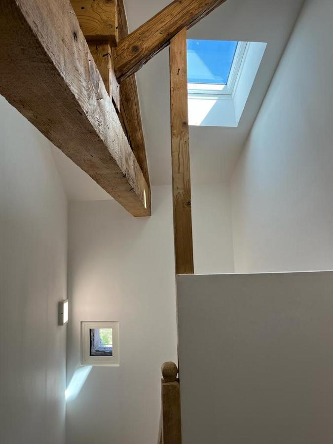 Superbe maison de ville, rénovée à 15 min de Lyon Saint-Symphorien-dʼOzon Extérieur photo