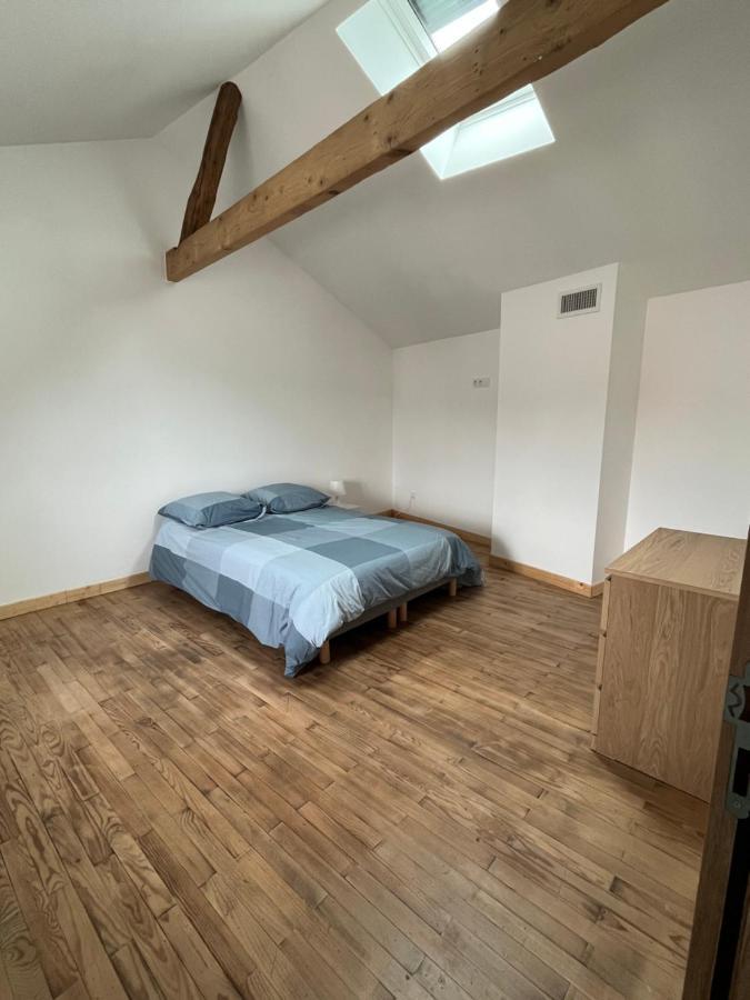 Superbe maison de ville, rénovée à 15 min de Lyon Saint-Symphorien-dʼOzon Extérieur photo